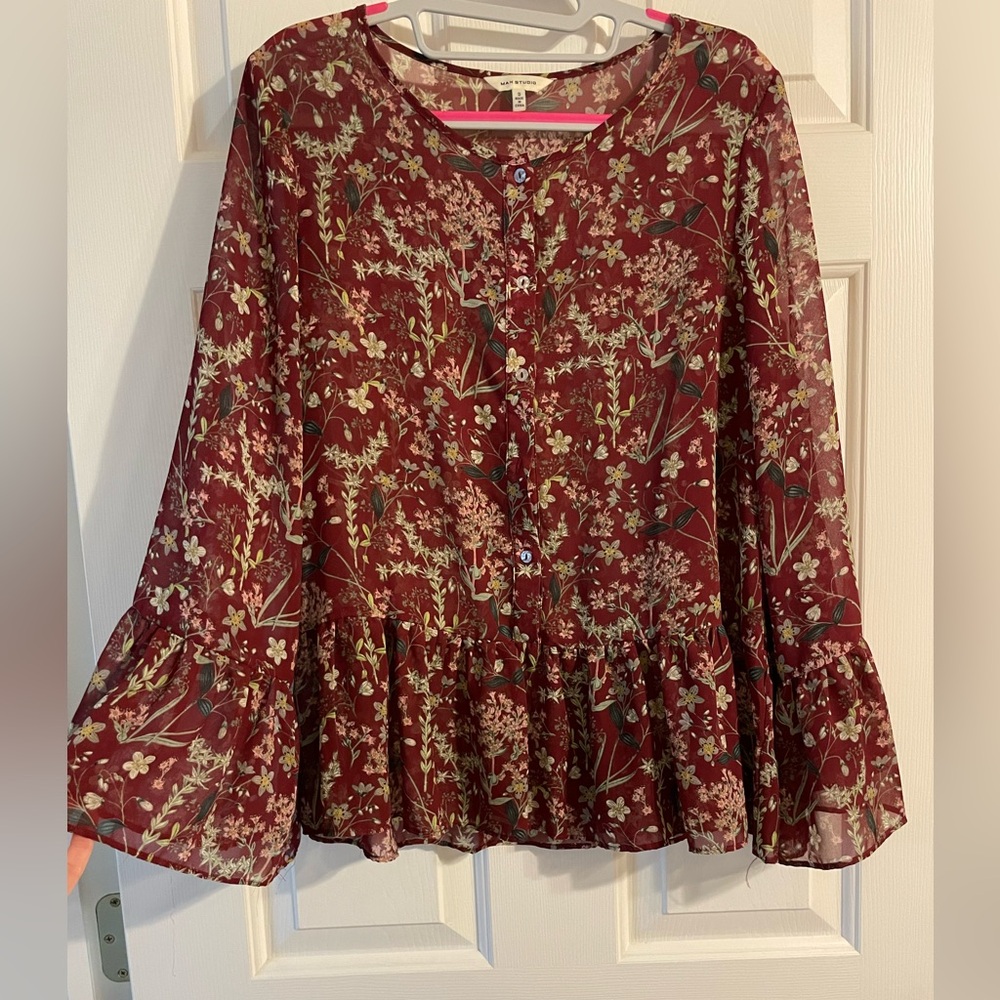 Lightweight blouse. I’m a size 6 and 5’4”.